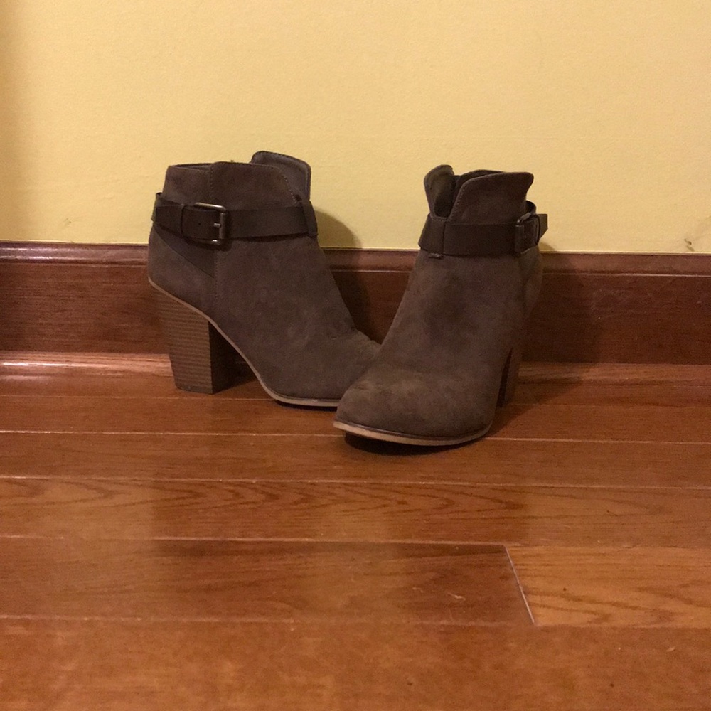 Women’s brown buckle booties